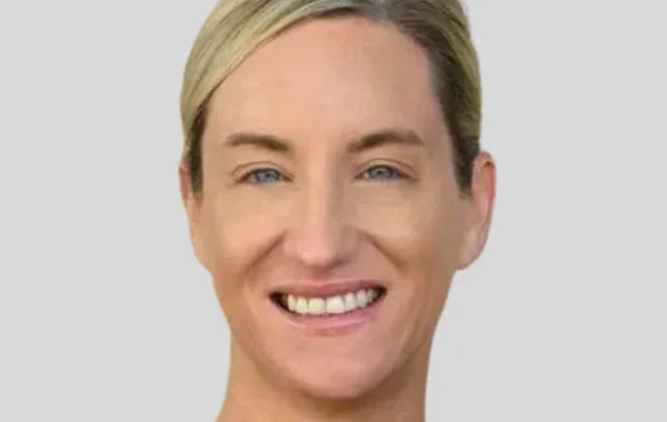 Dr Erin